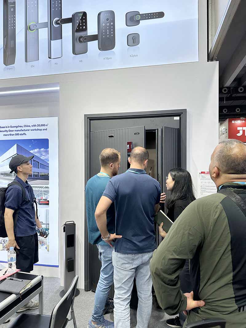 the-136th-canton-fair-006.jpg