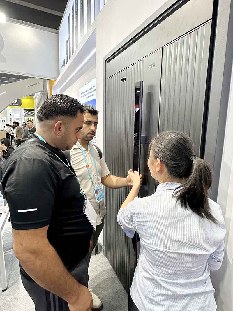 the-136th-canton-fair-008.jpg